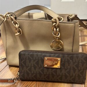 Michael Kors Purse & Wallet
